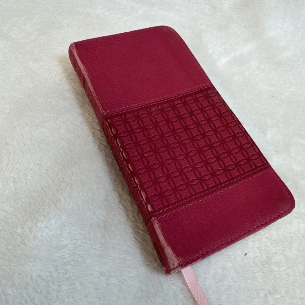 Barbour Holy Bible King James Version Pink Faux Leather KJV 9781616265229